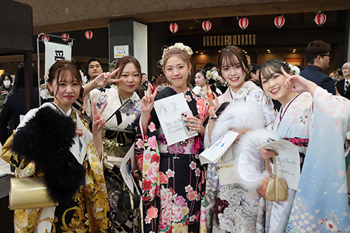 今年度二十歳を迎えた出席者