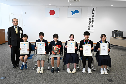 スポーツ・文化の部あわせて6組が受賞