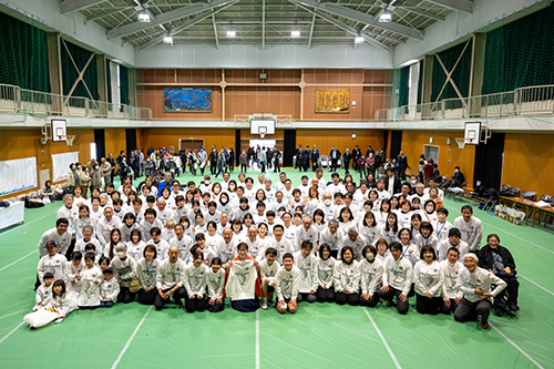 参加者による記念撮影