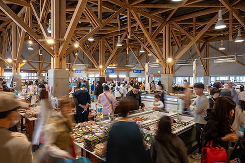 道の駅センザキッチン内の様子