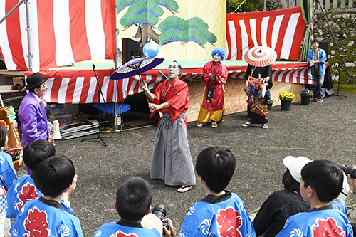 大道芸では会場も大盛り上がりでした