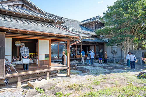 中野別邸の様子