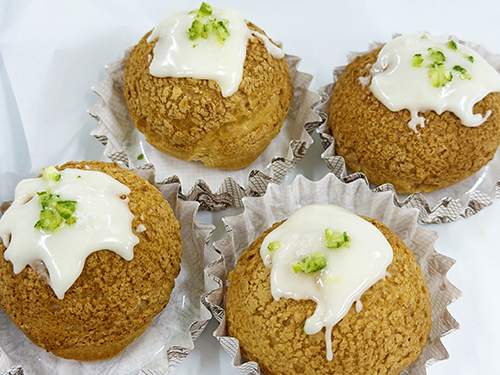 長門ゆずきちなどを使ったクッキーシュークリーム
