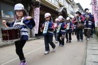 俵山幼児園の園児が防火パレード