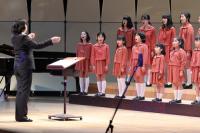 末廣めぐみさんの指揮のもと、日ごろの練習の成果を披露