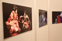 7年間文楽の写真を撮り続けているフォトグラファー、渡邉肇さんの作品約40点が展示