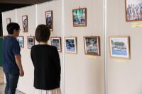通くじら祭りを題材にした作品28点が展示