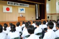 視覚障害とともに歩んできた講師の経験などが中心の講演