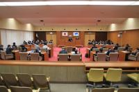 一般会計補正予算などを41議案を上程