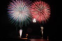約3千発の花火が仙崎の夜空を彩った