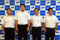 （左から）佐藤さん、中村さん、大西市長、梶田さん