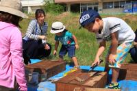 水産業で使用していた木箱をリメイク