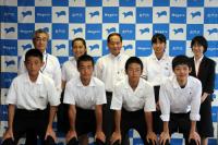 中学生海外派遣事業（明日への翼プロジェクト）でベトナムに派遣された中学生6人