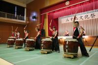三隅清風太鼓の演奏で幕を開けた芸能発表会