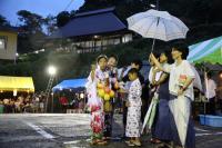 俵山の風情が漂うなじみの納涼祭
