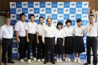 市内各中学校の6人の生徒が、ベトナム社会主義共和国に派遣された