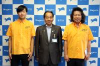 全国理容競技大会に親子で出場する久永秀成さん（写真左）と博司さん（写真右）