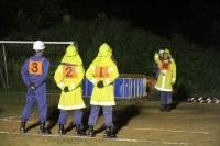 指揮者の指示のもと、応急操法に挑む