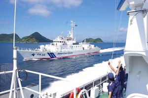 巡視船「おおみ」の体験航海が開催